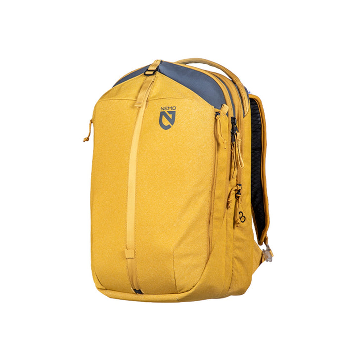 Vantage™ 26L Endless Promise® Everyday Adventure Daypack S9